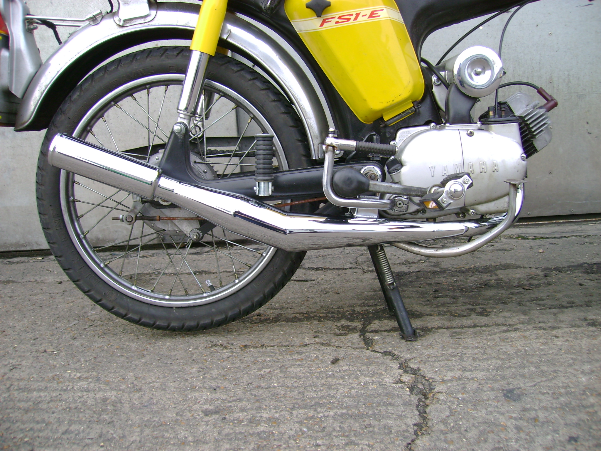 Gibson exhausts store 2 stroke